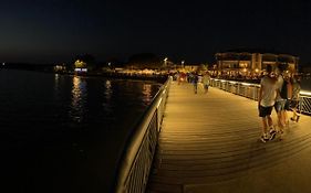 Appartement Ou Studio En Hyper Centre, Pour La Plage Et La Rue Pietonne Il Suffit De Traverser La Rue , Voir La Photo Principale
